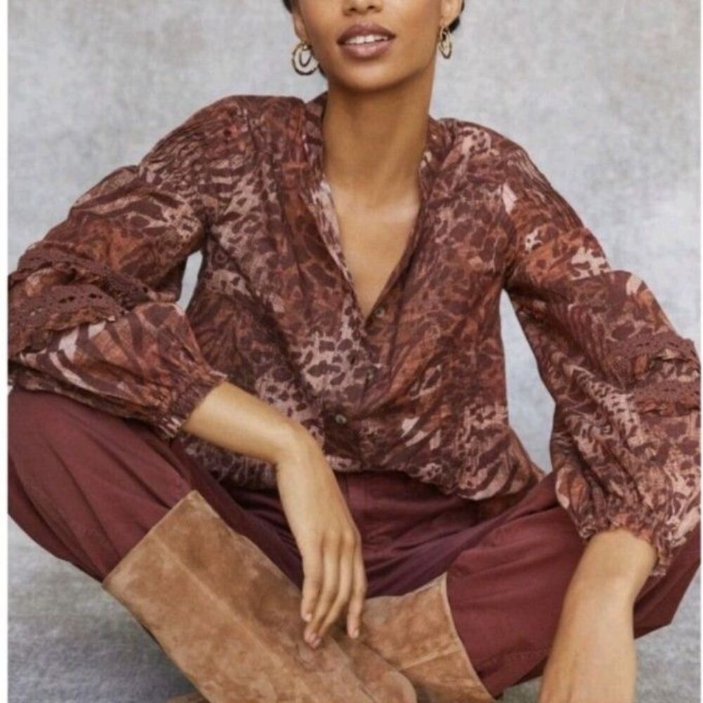 Pilcro Anthropologie Animal Print Blouse XL Crochet Lace Ruffle Band Sleeves